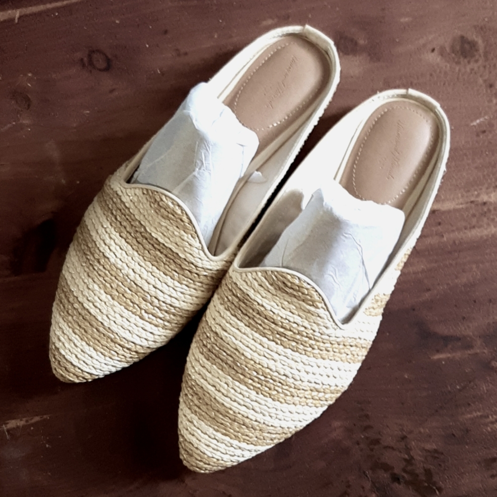 🔥Soft Woven Slides